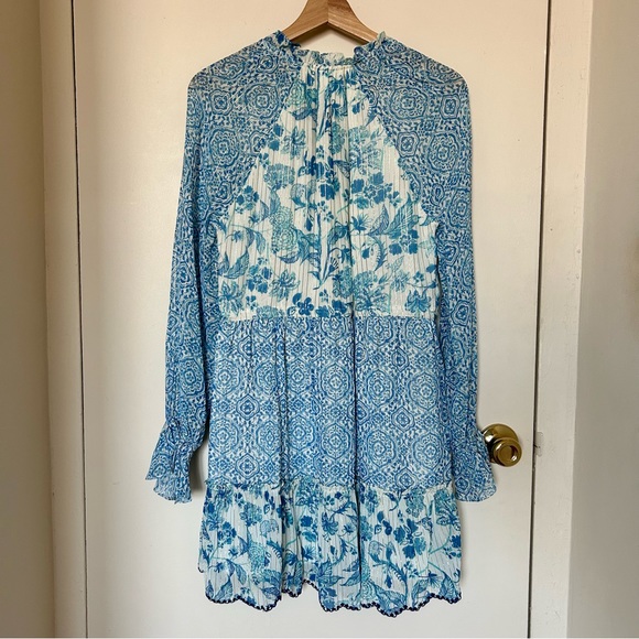 NWT Hemant & Nandita Kaiyo Blue and White Floral Mini Dress - Picture 3 of 7